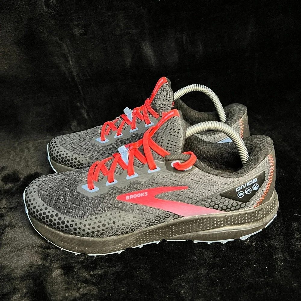 Brooks Divide 3 1203681B057 Womens 9.5 B Trail Running Shoes Ebony Black Sneaker - Picture 1 of 7